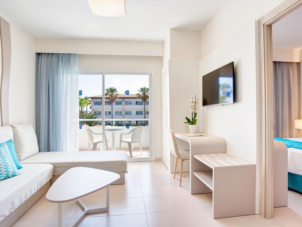 Grupotel Mallorca Mar Кала-Бона Екстер'єр фото